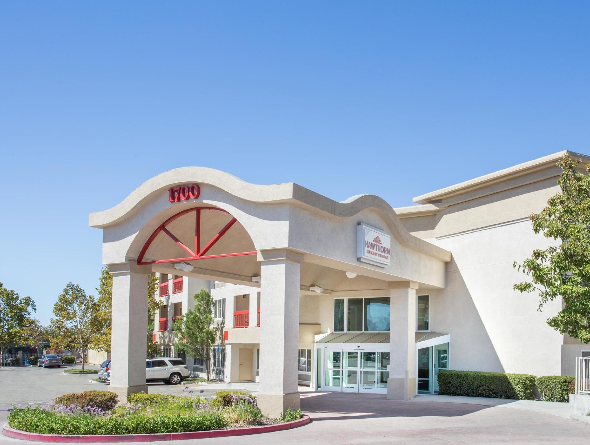 Hawthorn Suites By Wyndham Livermore Exteriér fotografie