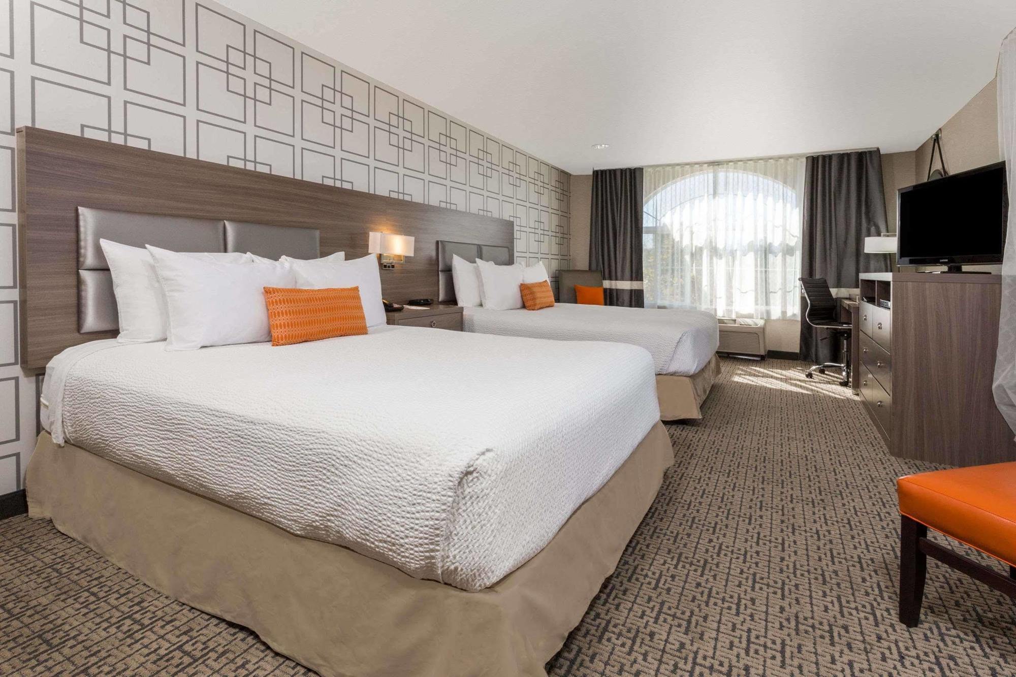 Hawthorn Suites By Wyndham Livermore Exteriér fotografie